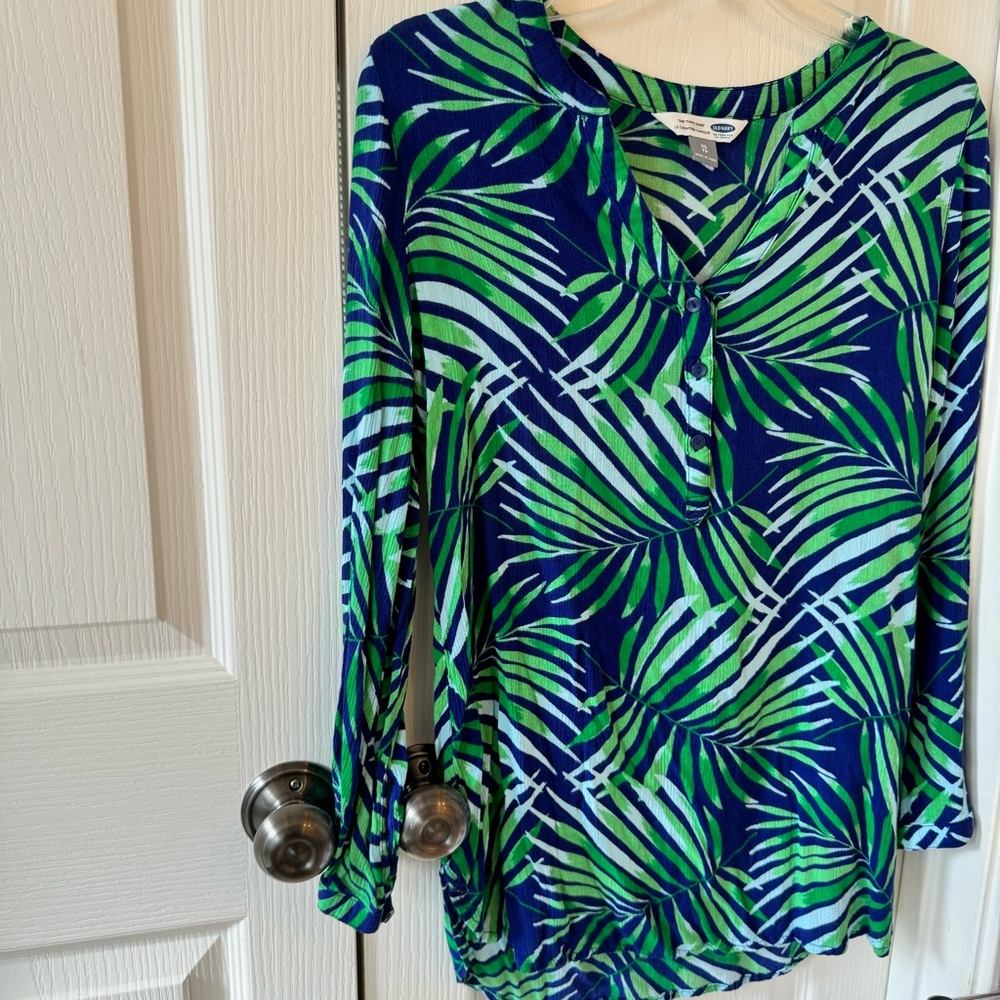 Old Navy Tropical Tunic Shirt size XS